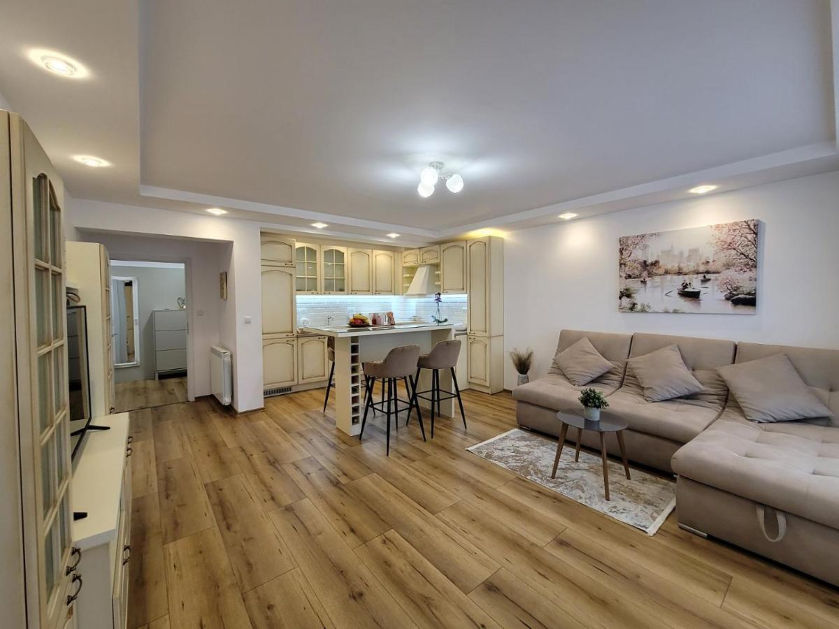 Vazov Apartment Казанлък Екстериор снимка